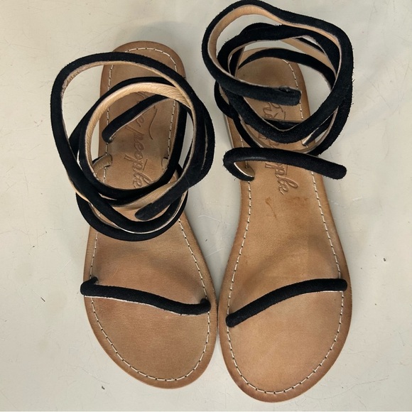 Free People Havana Gladiator Ankle Wrap Suede Sandals in Black, Size 37 (6.5-7) - Picture 6 of 8